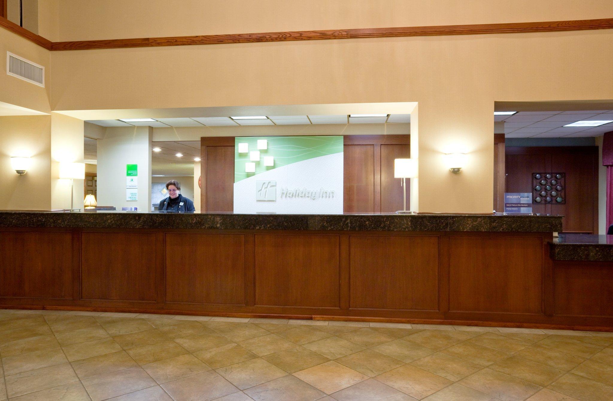 Holiday Inn & Suites Wausau-Rothschild By Ihg Exterior photo