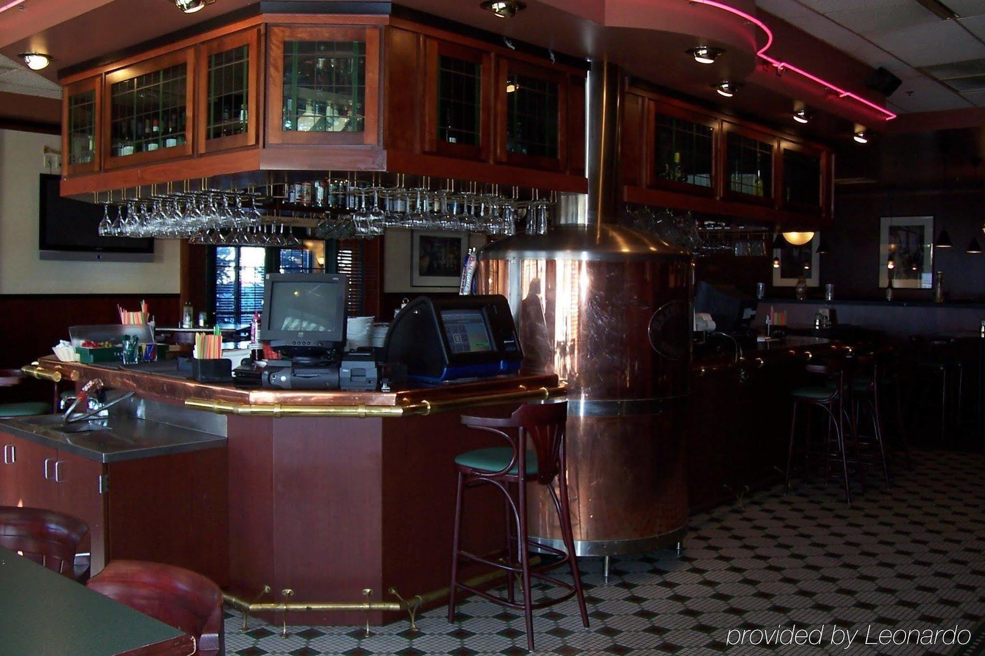 Holiday Inn & Suites Wausau-Rothschild By Ihg Restaurant photo